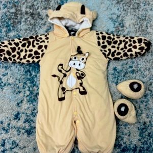 Beautiful kids cow bunting 9-12 months